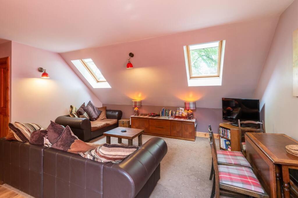 The Beeches Studio, Highlands Of Scotland Newtonmore Exteriör bild